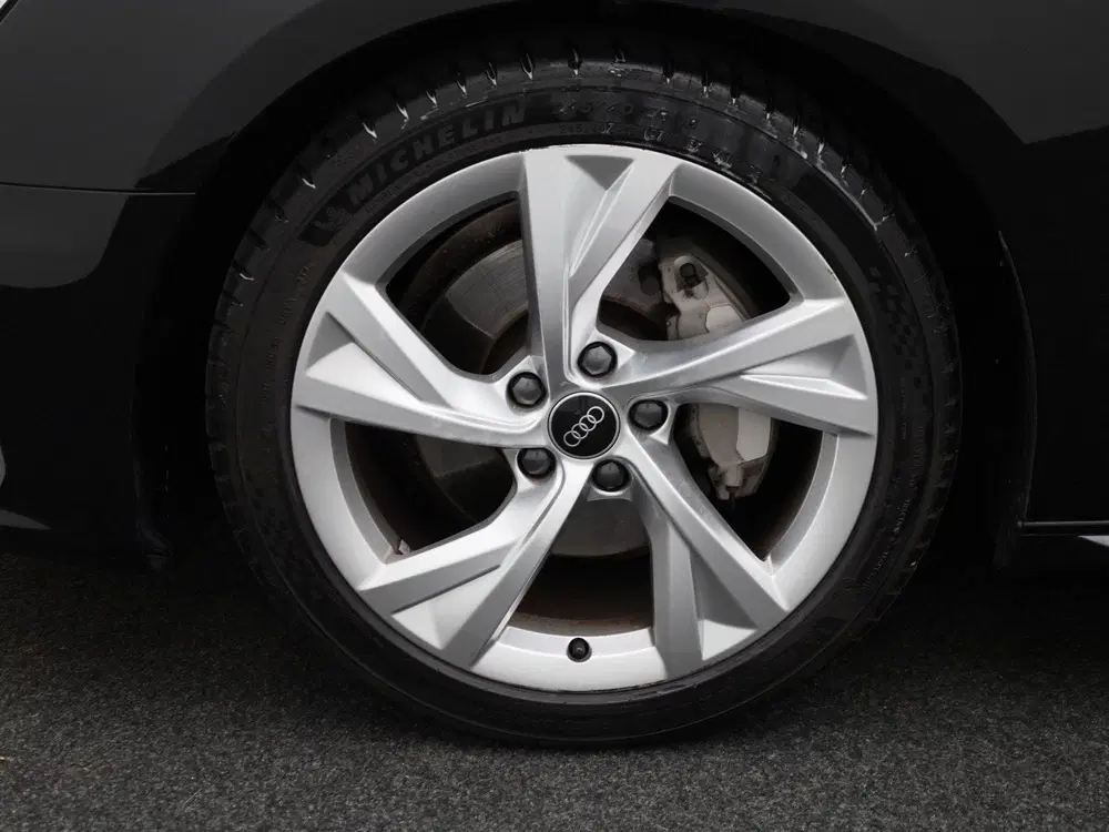 Audi A4 40 TFSI 204pk S edition uit 2022, foto 15