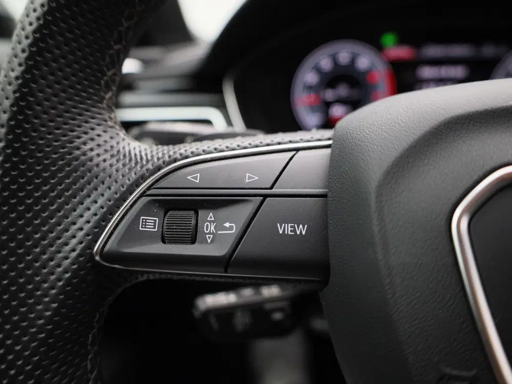 Audi A4 40 TFSI 204pk S edition uit 2022, foto 19