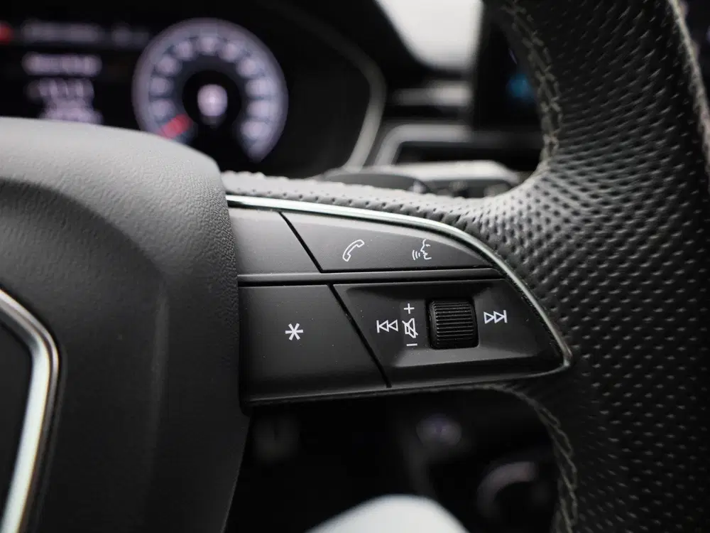 Audi A4 40 TFSI 204pk S edition uit 2022, foto 20