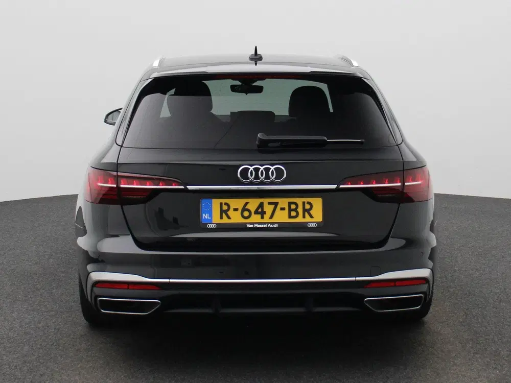 Audi A4 40 TFSI 204pk S edition uit 2022, foto 5