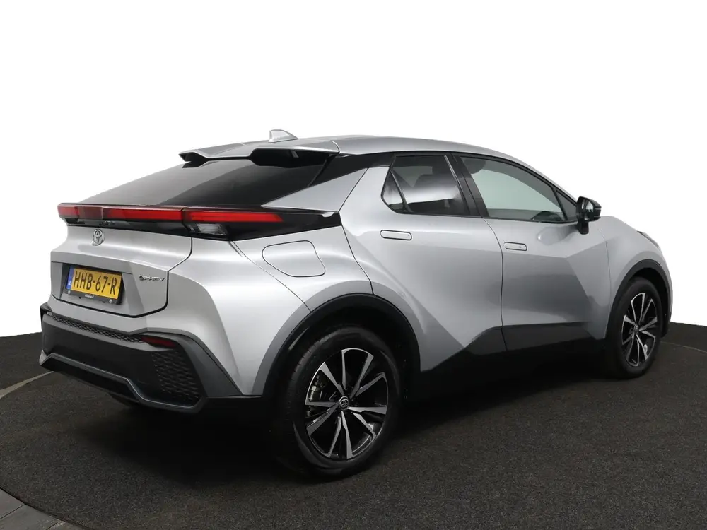 Toyota C-Hr 2.0 Plug-in Hybrid 220 Dynamic uit 2025, foto 2