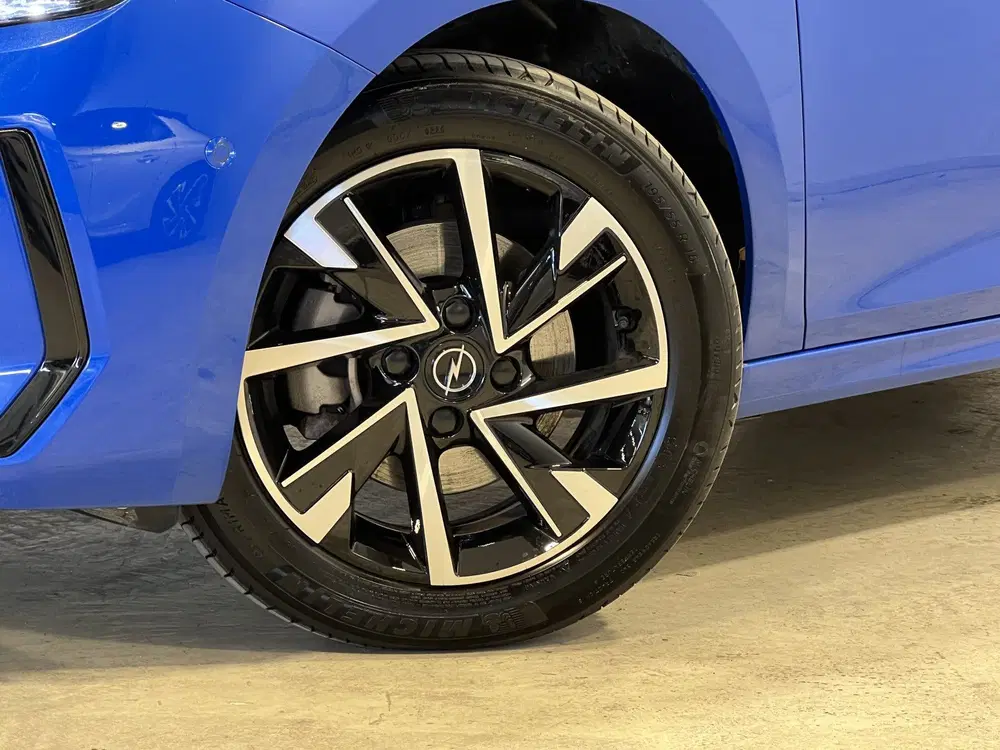 Opel Corsa 1.2 Turbo GS uit 2025, foto 3