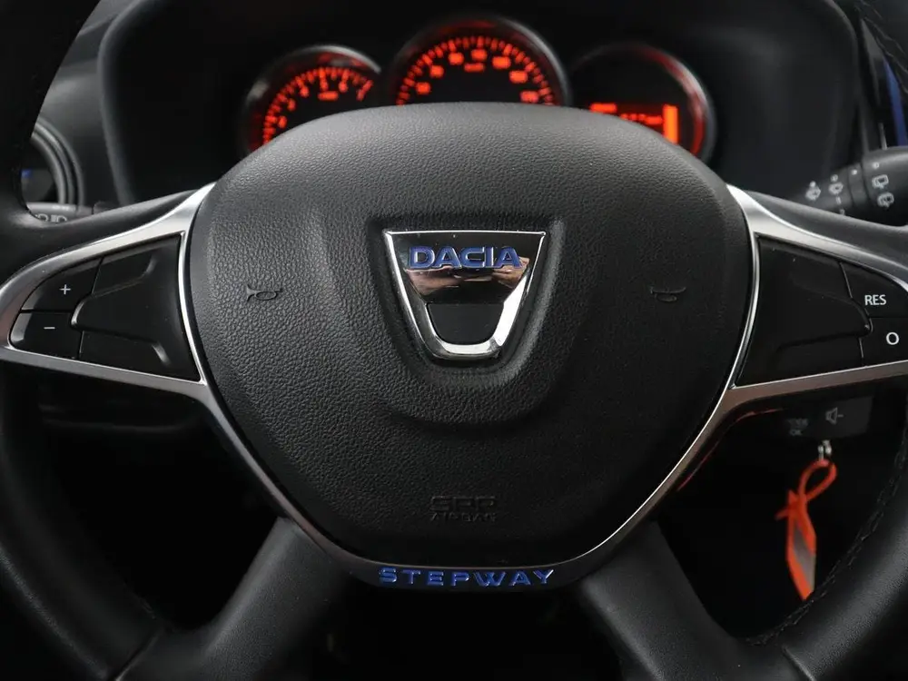 Dacia Logan MCV Logan MCV 1.0 TCe Bi-Fuel Stepway Serie Limitee 15th A uit 2020, foto 12