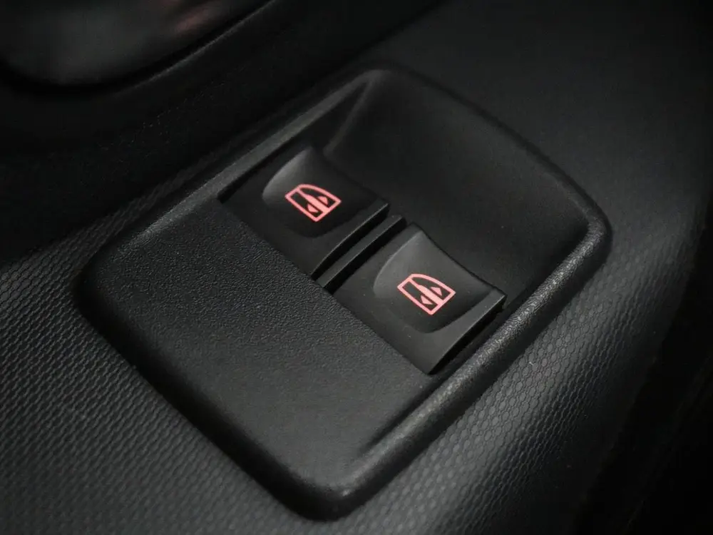 Dacia Logan MCV Logan MCV 1.0 TCe Bi-Fuel Stepway Serie Limitee 15th A uit 2020, foto 19