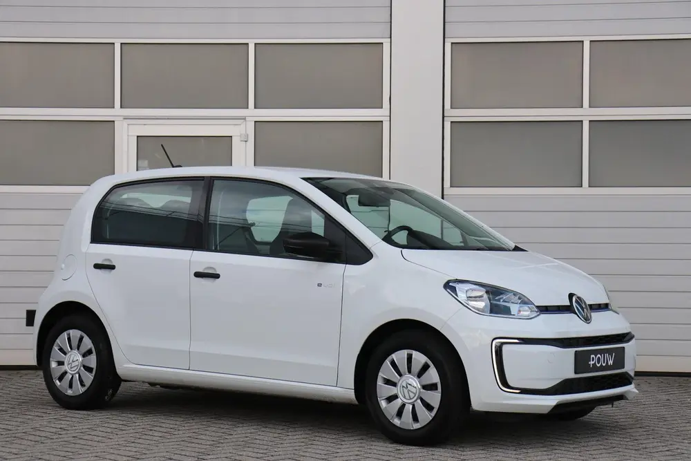 Volkswagen E-up! 82 pk | SoH 94,7 % | Climatronic | Parkeers uit 2020, foto 10