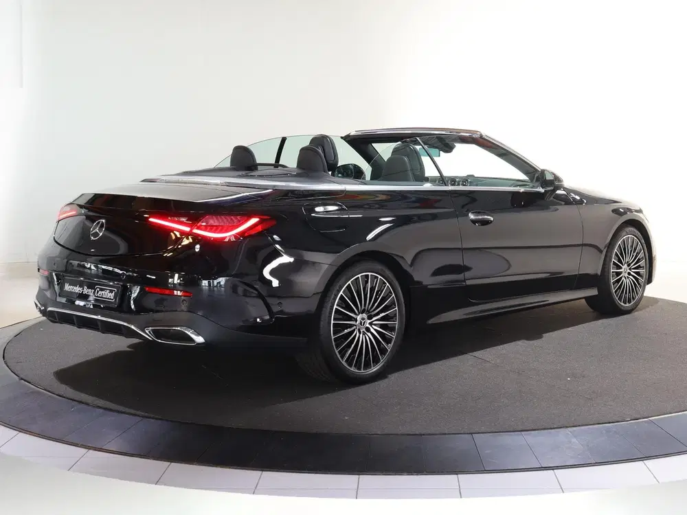 Mercedes-Benz CLE 200 AMG Line uit 2025, foto 2