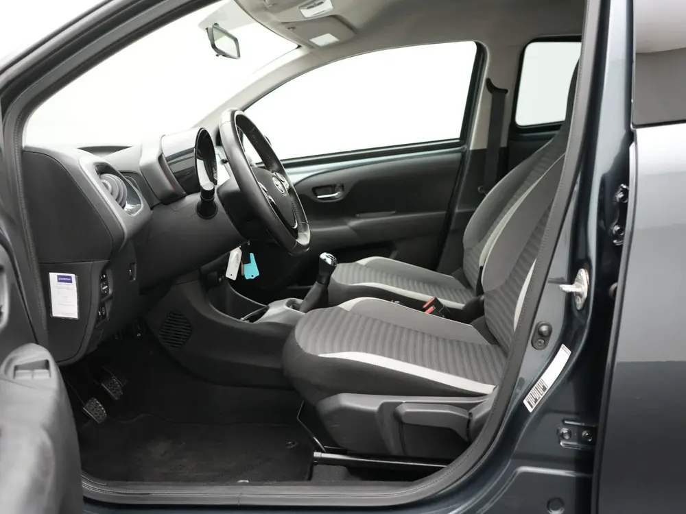 Toyota Aygo 1.0 VVT-i x-cite | Climate Control | Dealer Onde uit 2019, foto 13
