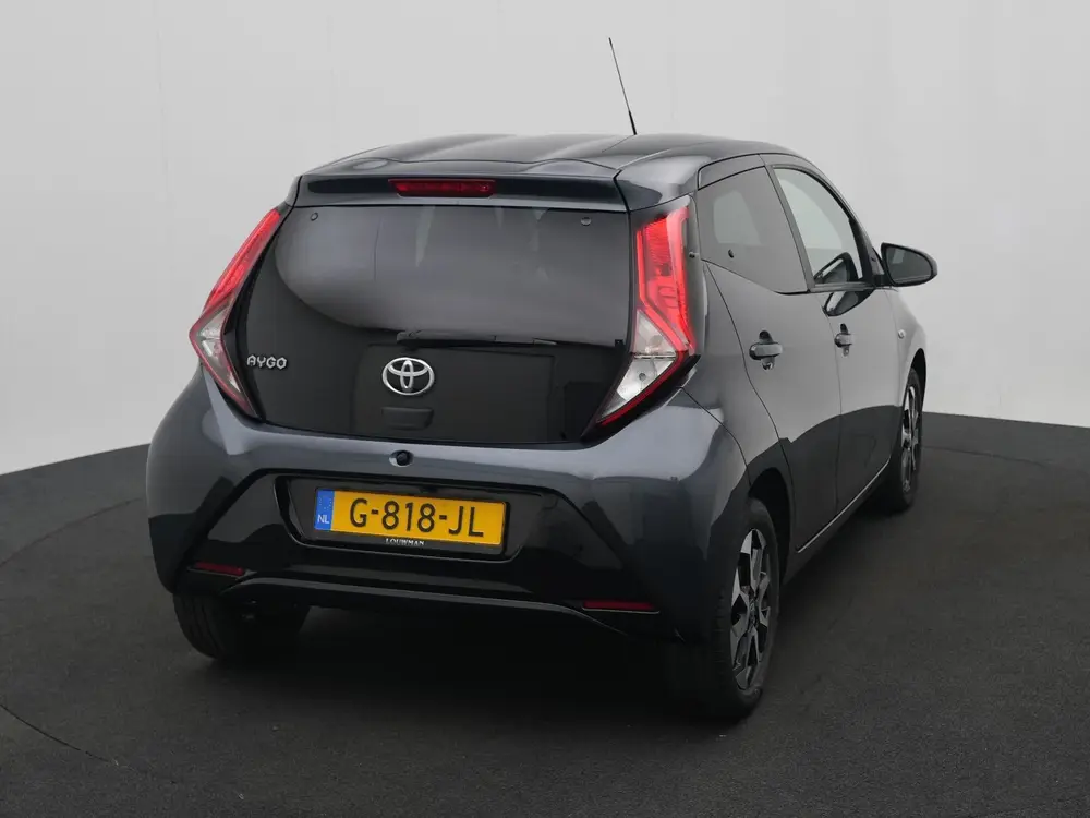 Toyota Aygo 1.0 VVT-i x-cite | Climate Control | Dealer Onde uit 2019, foto 16