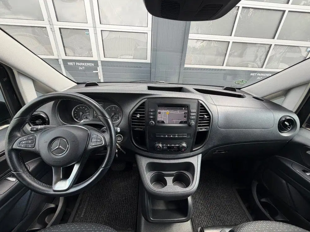 Mercedes-Benz Vito 114 CDI 136pk NL Auto NAP Dealeronderhoud uit 2021, foto 2
