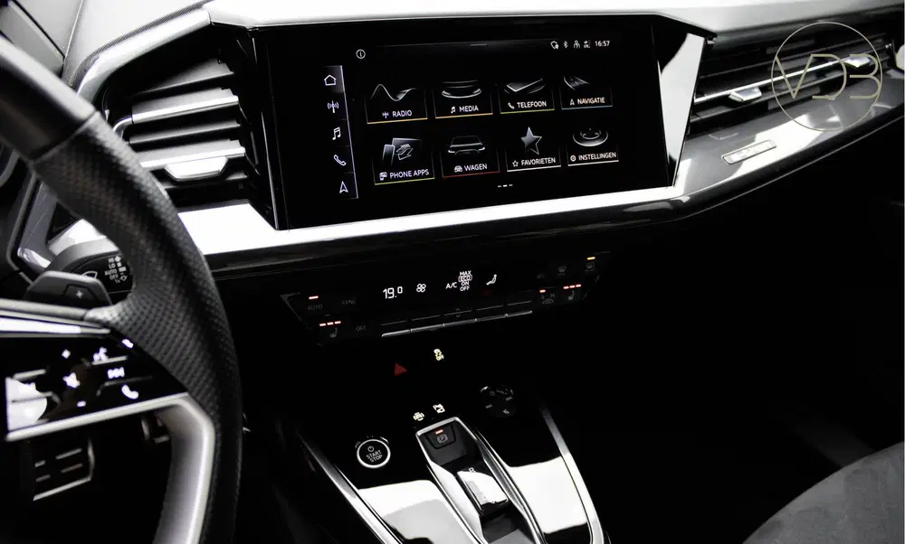 Audi Q4 e-tron 40 204pk SOH 93 uit 2021, foto 12
