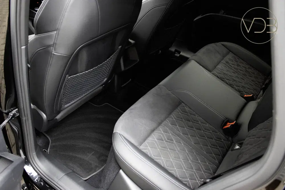 Audi Q4 e-tron 40 204pk SOH 93 uit 2021, foto 9