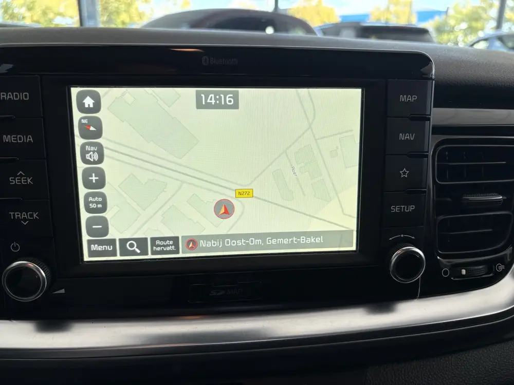 Kia Stonic 1.0 T-GDi DynamicPlusLine Achteruitrijcamera - Ai uit 2019, foto 13
