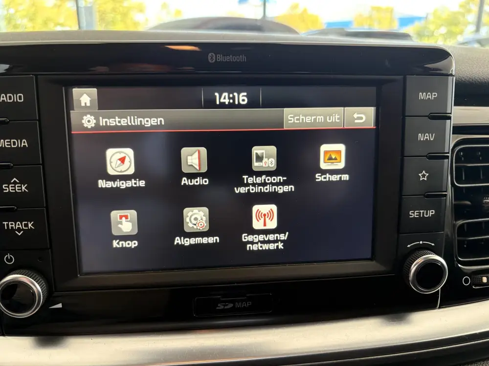 Kia Stonic 1.0 T-GDi DynamicPlusLine Achteruitrijcamera - Ai uit 2019, foto 14