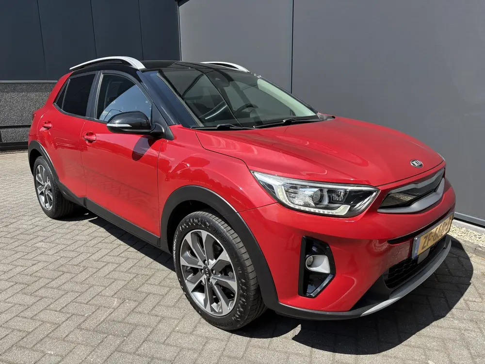 Kia Stonic 1.0 T-GDi DynamicPlusLine Achteruitrijcamera - Ai uit 2019, foto 3