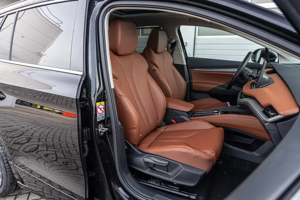 Skoda Enyaq 286pk 85 Business Edition uit 2026, foto 19