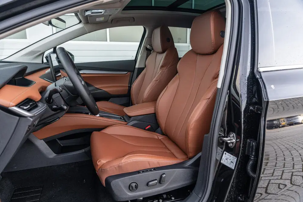 Skoda Enyaq 286pk 85 Business Edition uit 2026, foto 4