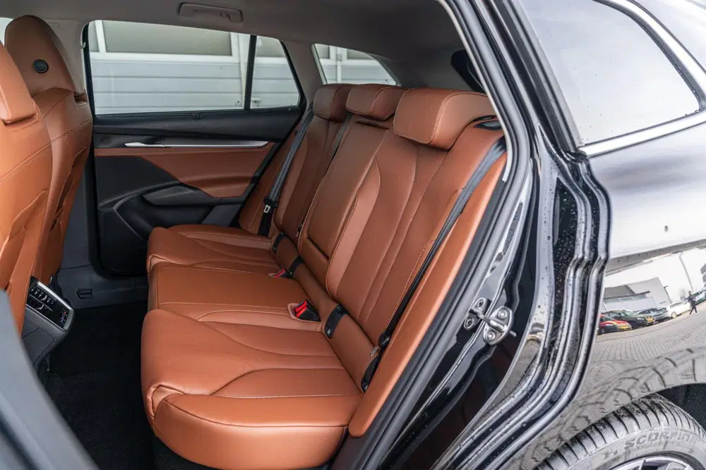 Skoda Enyaq 286pk 85 Business Edition uit 2026, foto 6