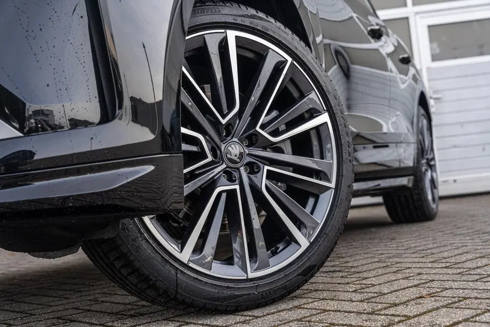 Skoda Enyaq 286pk 85 Business Edition uit 2026, foto 9
