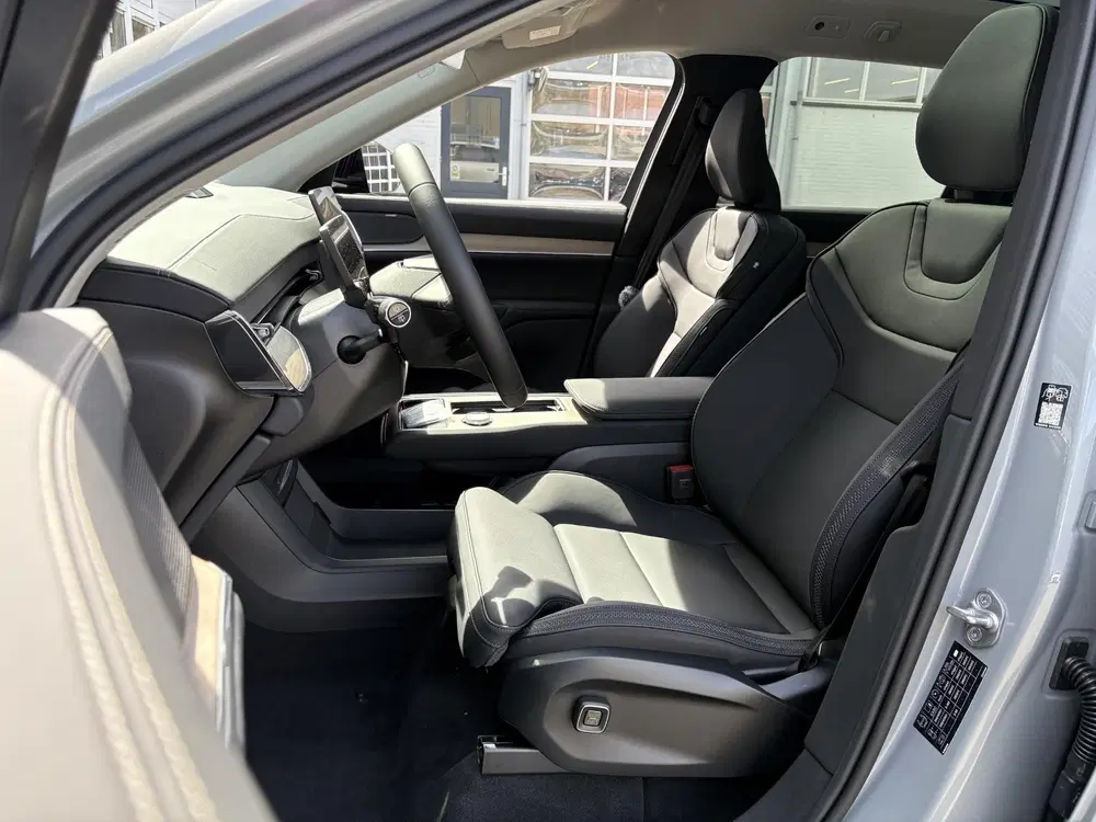 Volvo EX90 Twin Motor Ultra 7p. 111 kWh uit 2025, foto 12