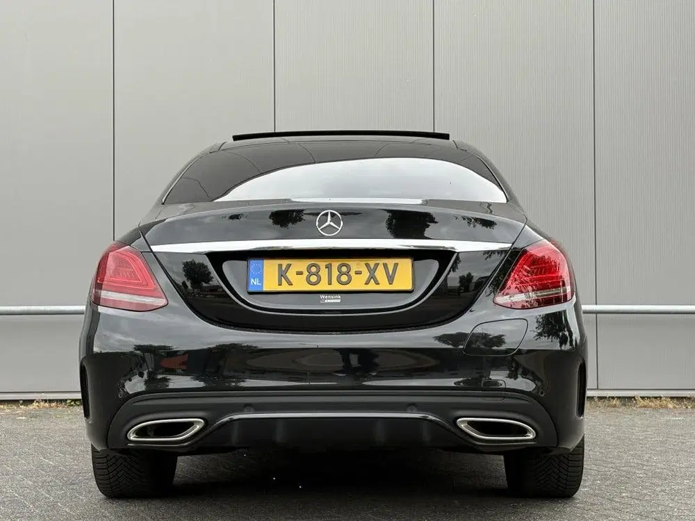 Mercedes-Benz C-Klasse 300 e AMG uit 2021, foto 6