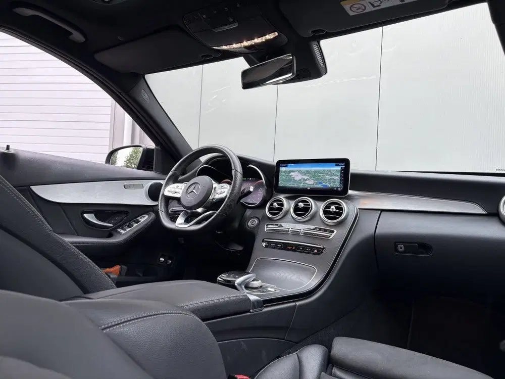 Mercedes-Benz C-Klasse 300 e AMG uit 2021, foto 8