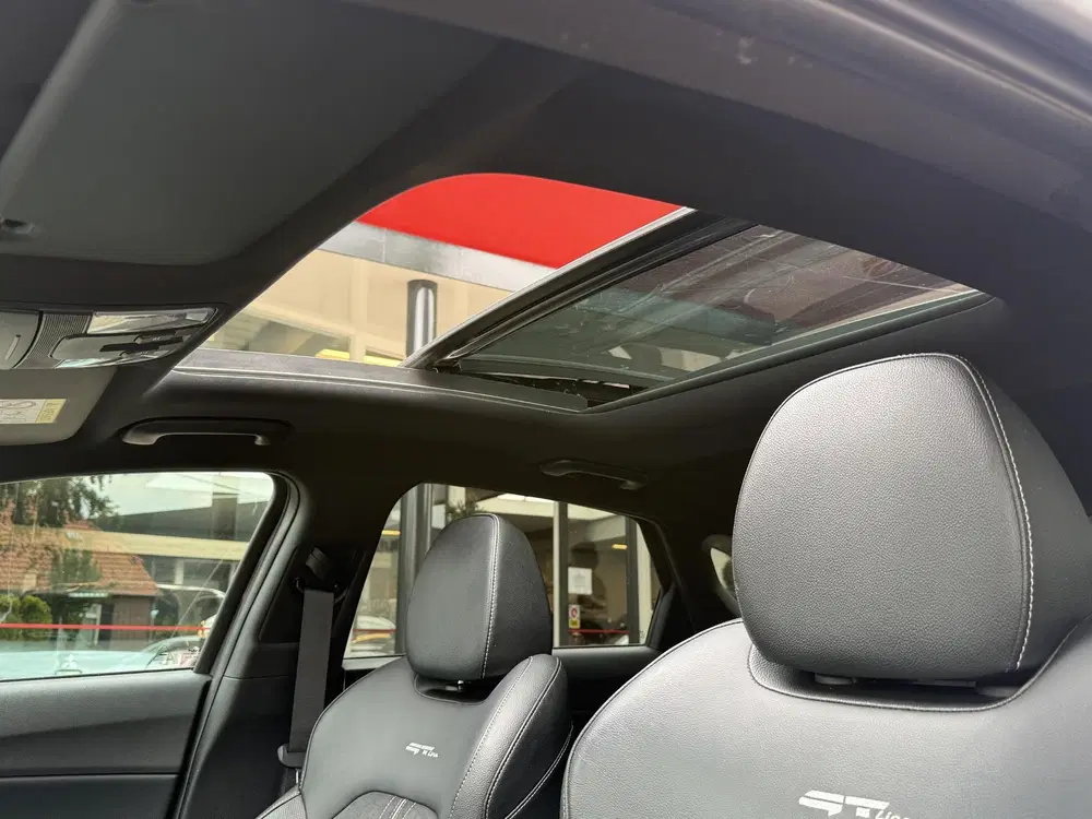 Kia ProCeed 1.5 T-GDi GT-PlusLine uit 2024, foto 19