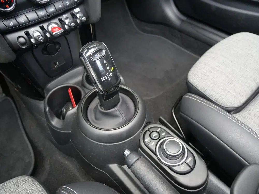 Mini Cabrio 1.5 COOPER uit 2022, foto 10