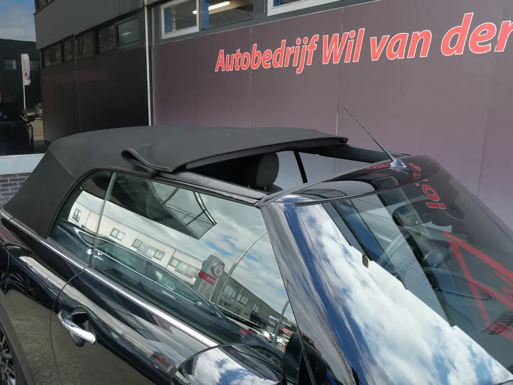 Mini Cabrio 1.5 COOPER uit 2022, foto 13
