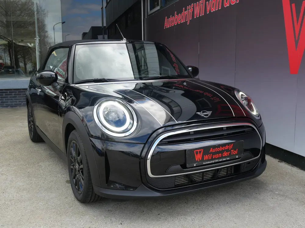Mini Cabrio 1.5 COOPER uit 2022, foto 3