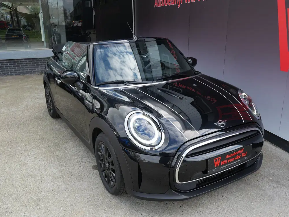 Mini Cabrio 1.5 COOPER uit 2022, foto 4