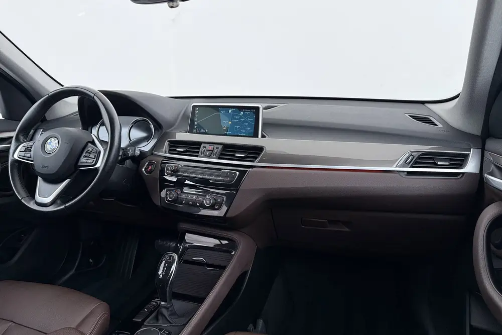 BMW X1 SDrive20i Orange Edition III | Org NL | Leer | Camera uit 2019, foto 16