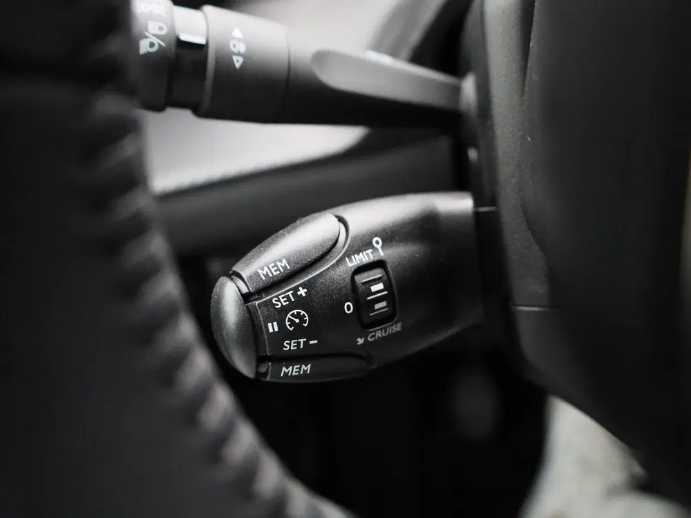 Peugeot 208 1.2 PureTech Active uit 2022, foto 20