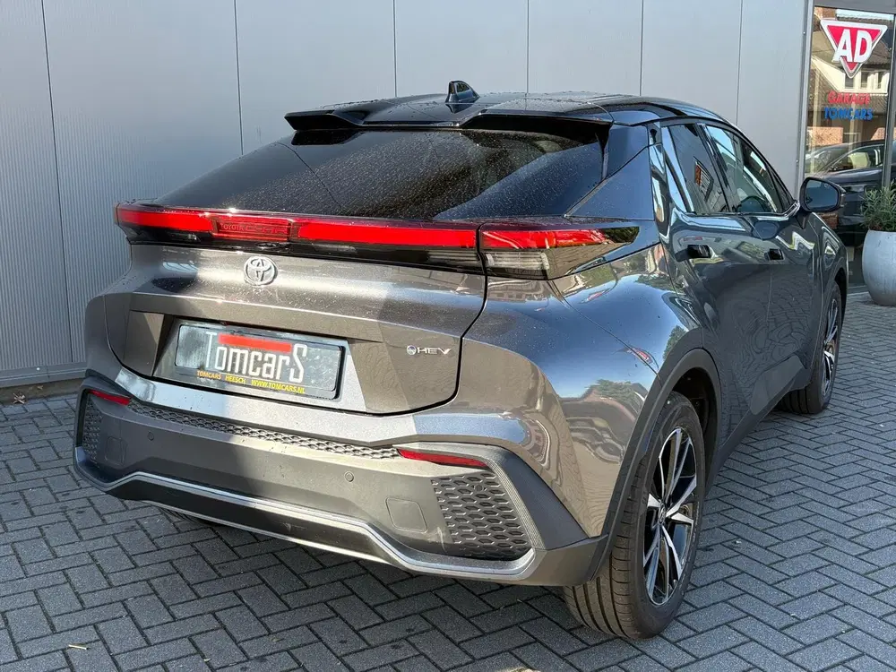 Toyota C-Hr 1.8 Hybrid 140PK First Edition Bi-Tone uit 2025, foto 10