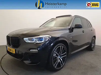 BMW X5 xDrive45e M-Sport High Executive Panoramad uit 2020