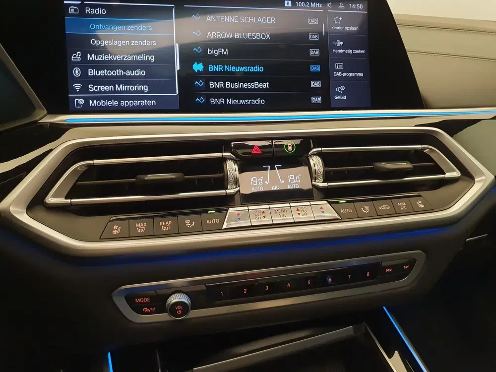 BMW X5 xDrive45e M-Sport High Executive Panoramad uit 2020, foto 19