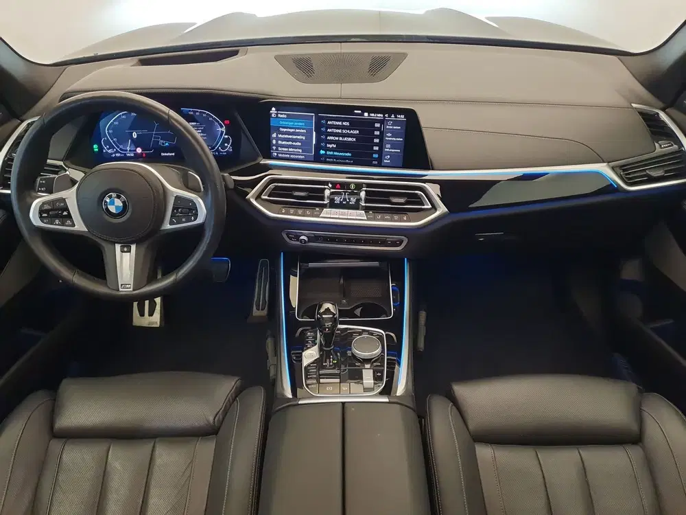 BMW X5 xDrive45e M-Sport High Executive Panoramad uit 2020, foto 3