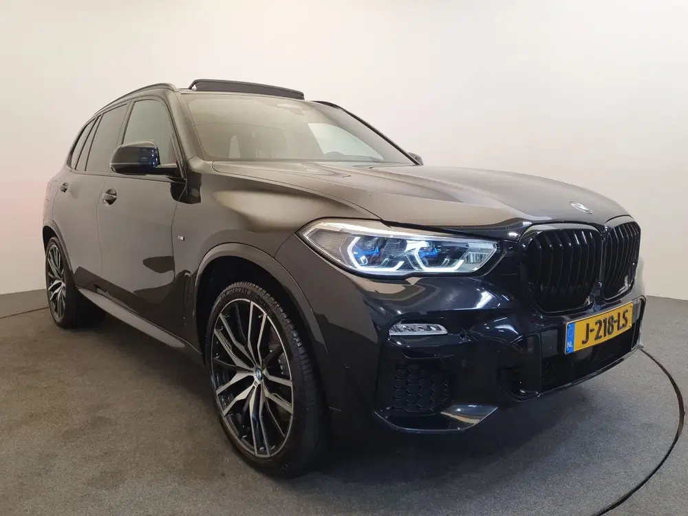 BMW X5 xDrive45e M-Sport High Executive Panoramad uit 2020, foto 5
