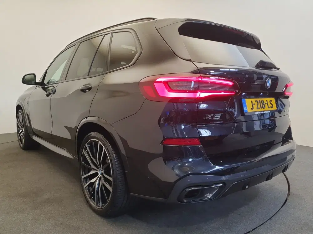 BMW X5 xDrive45e M-Sport High Executive Panoramad uit 2020, foto 8