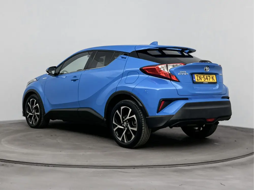 Toyota C-Hr 1.8 Hybrid Dynamic | NL Auto | Navigatie | Stoel uit 2019, foto 14