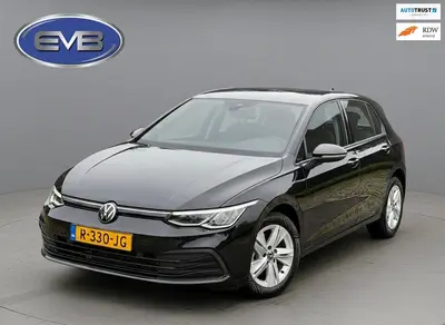 Volkswagen Golf 1.0 TSI Life, digitaal cockpit, stoelverwarm uit 2022