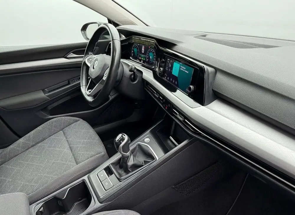 Volkswagen Golf 1.0 TSI Life, digitaal cockpit, stoelverwarm uit 2022, foto 11