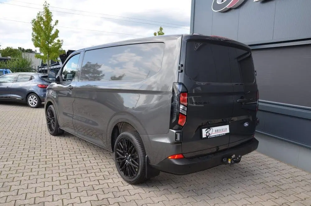 Ford Transit Custom 2.0 TDCi L1H1 Automaat uit 2024, foto 3