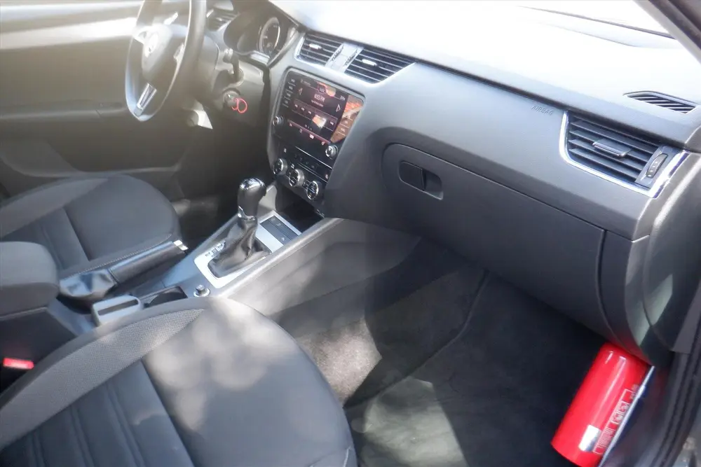 Skoda Octavia 1.0 TSI Greentech 115pk DSG-7 Ambition B uit 2019, foto 13