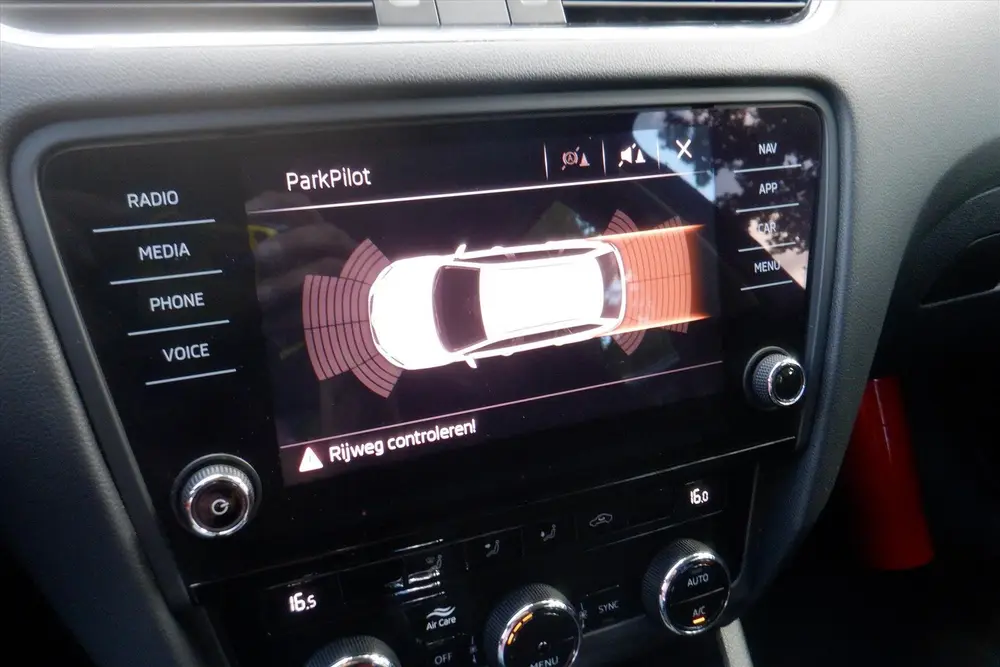 Skoda Octavia 1.0 TSI Greentech 115pk DSG-7 Ambition B uit 2019, foto 20