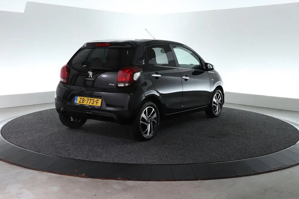 Peugeot 108 1.0 e-VTi Blue Lease Executive | CAMERA | uit 2019, foto 2