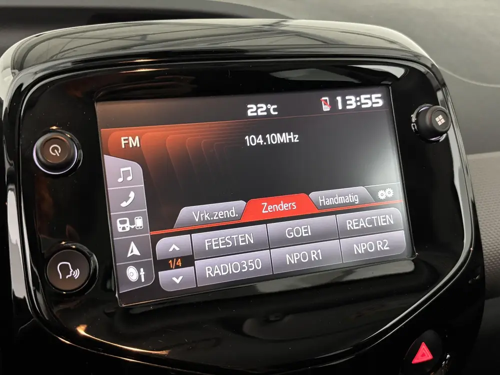 Peugeot 108 1.0 e-VTi Blue Lease Executive | CAMERA | uit 2019, foto 9