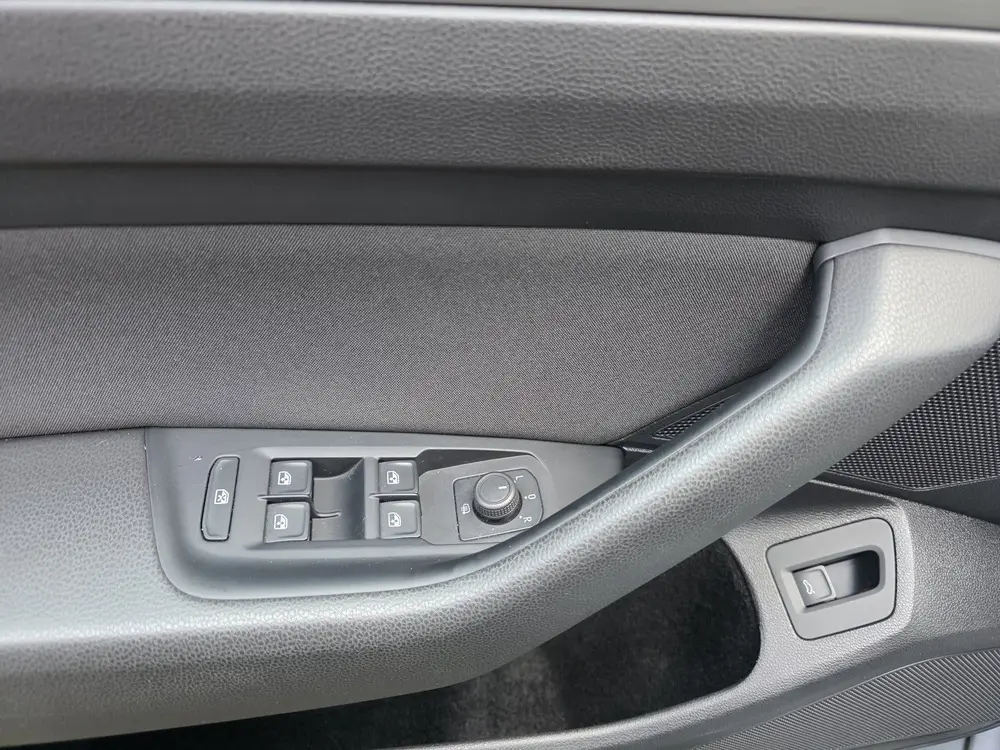 Volkswagen Passat Variant 1.5 TSI Business |Virtual Clock|Ca uit 2022, foto 14