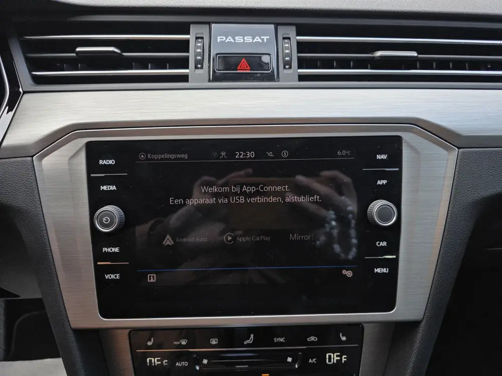 Volkswagen Passat Variant 1.5 TSI Business |Virtual Clock|Ca uit 2022, foto 19