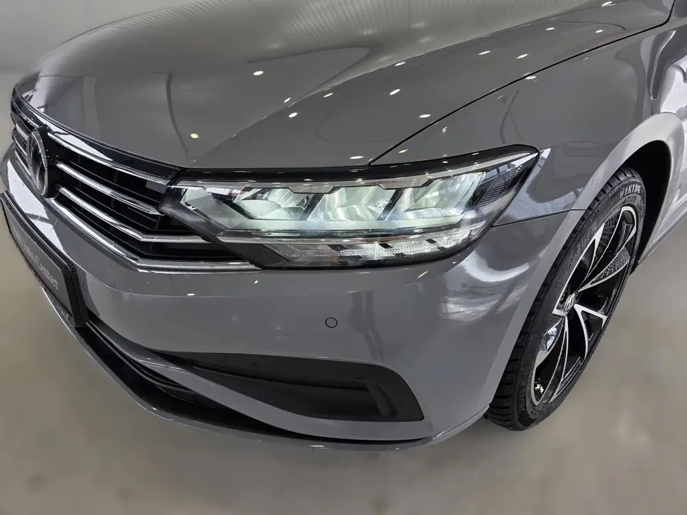Volkswagen Passat Variant 1.5 TSI Business |Virtual Clock|Ca uit 2022, foto 6