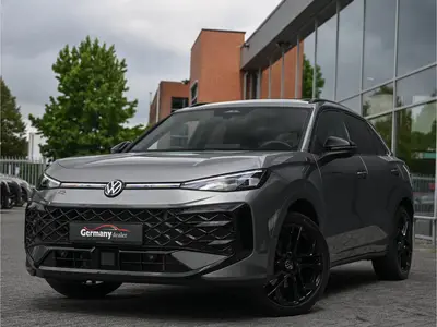 Volkswagen T-Roc 1.5 eTsi R-Line 150pk Pano Trekhaak Keyless uit 2026